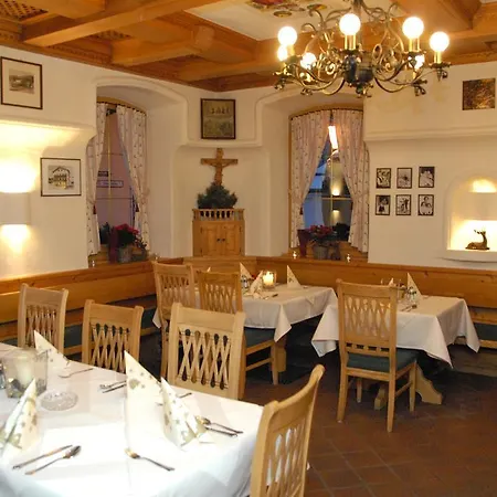Braeuwirt Hotel